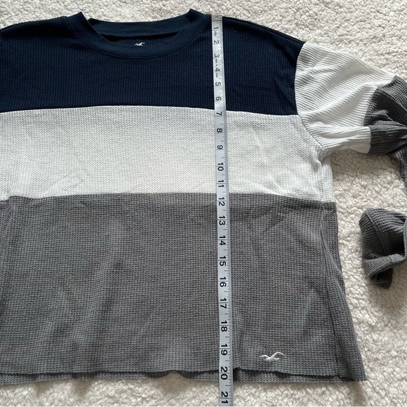 Hollister Womens Oversized Boyfriend Thermal Tee Blue Gray White Striped Crop XS - Picture 11 of 11
